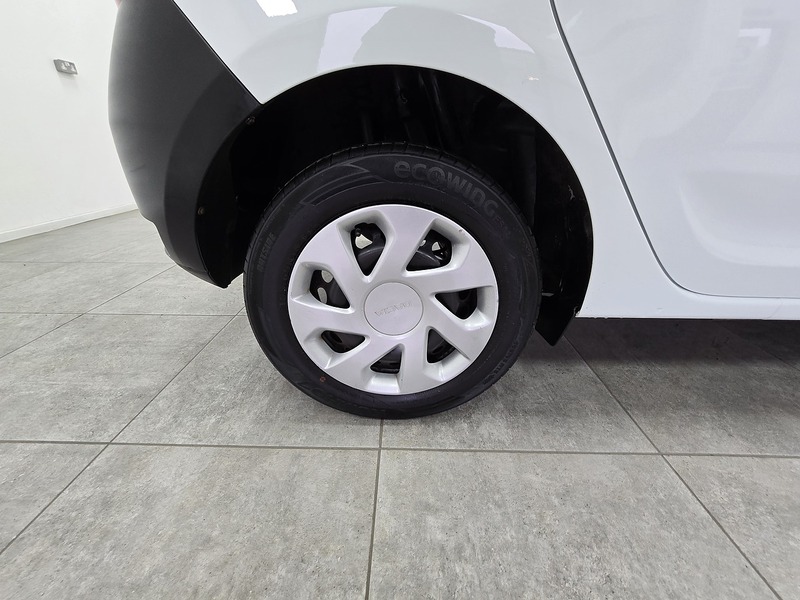 Used Dacia Sandero 2018 for sale - 76651070: Photo 20