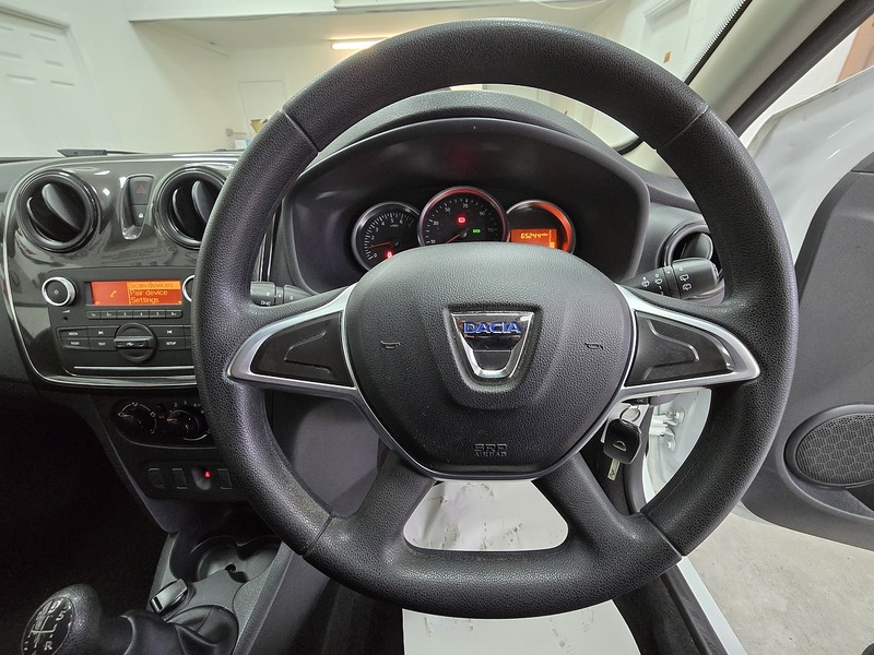 Used Dacia Sandero 2018 for sale - 76651070: Photo 9