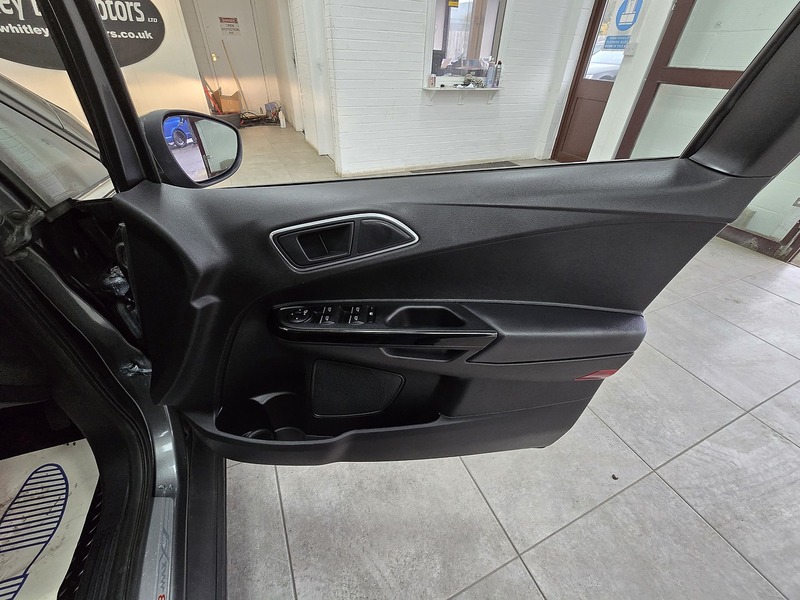 Used Ford B-MAX 2017 for sale - 77118226: Photo 14