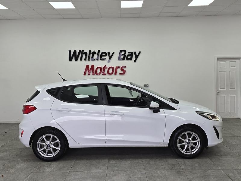 Used Ford Fiesta 2019 for sale - 76320263: Photo 2