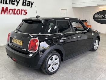 Used MINI Hatch 2020 for sale - 79582402: Photo