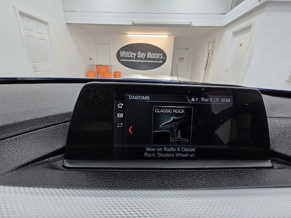Used BMW 3 Series 2018 for sale - 76330412: Photo 10