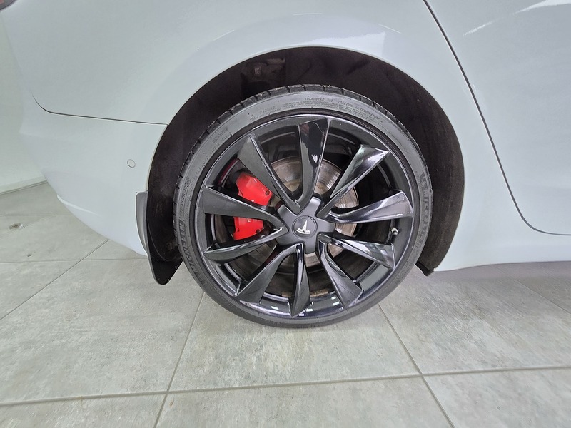 Used Tesla Model 3 2019 for sale - 76263805: Photo 23