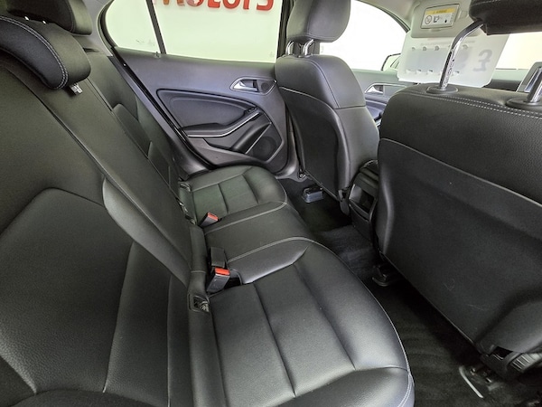 Used Mercedes-Benz GLA 2018 for sale - 76263800: Photo 14