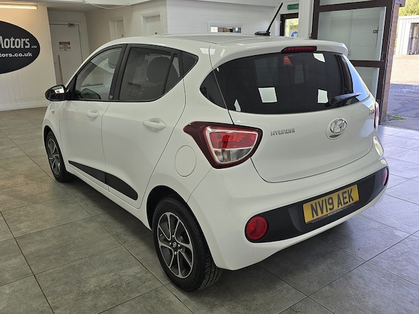 Used Hyundai i10 2019 for sale - 76263778: Photo 5