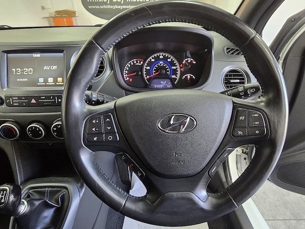Used Hyundai i10 2019 for sale - 76263778: Photo 9