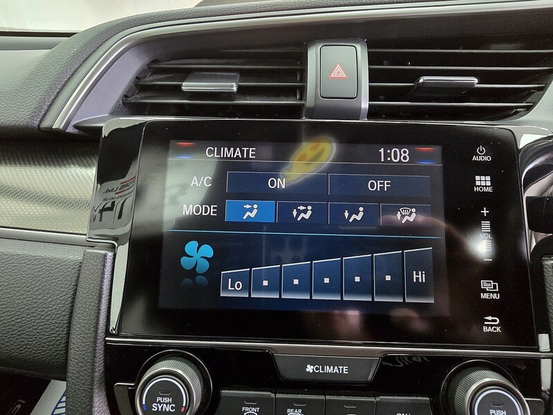 Used Honda Civic 2018 for sale - 76253200: Photo 11