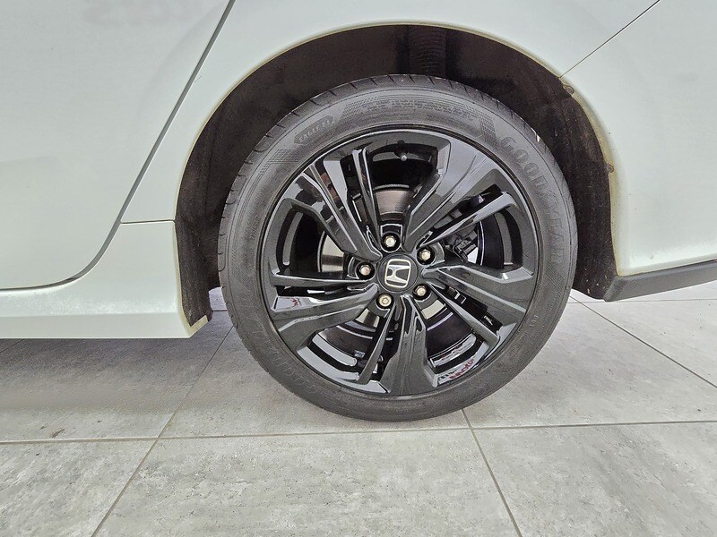 Used Honda Civic 2018 for sale - 76253200: Photo 24