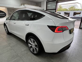 Used Tesla Model Y 2024 for sale - 79642503: Photo