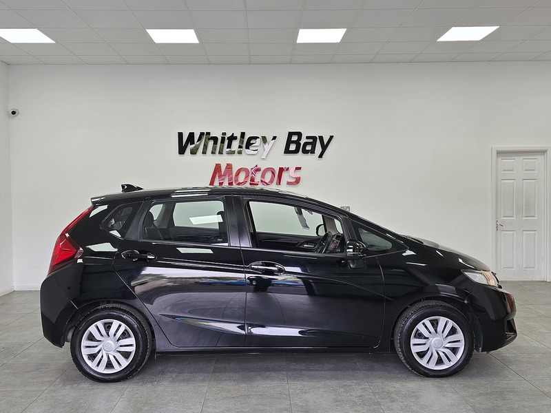 Used Honda Jazz 2016 for sale - 75761350: Photo 2