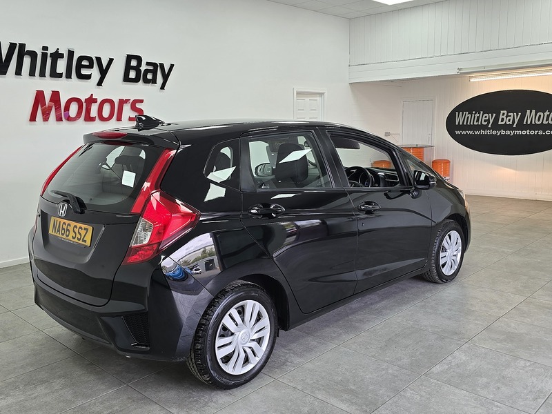 Used Honda Jazz 2016 for sale - 75761350: Photo 3