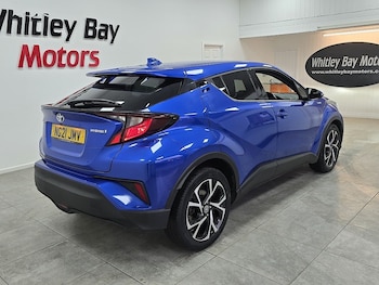 Used Toyota C-HR 2021 for sale - 76386793: Photo