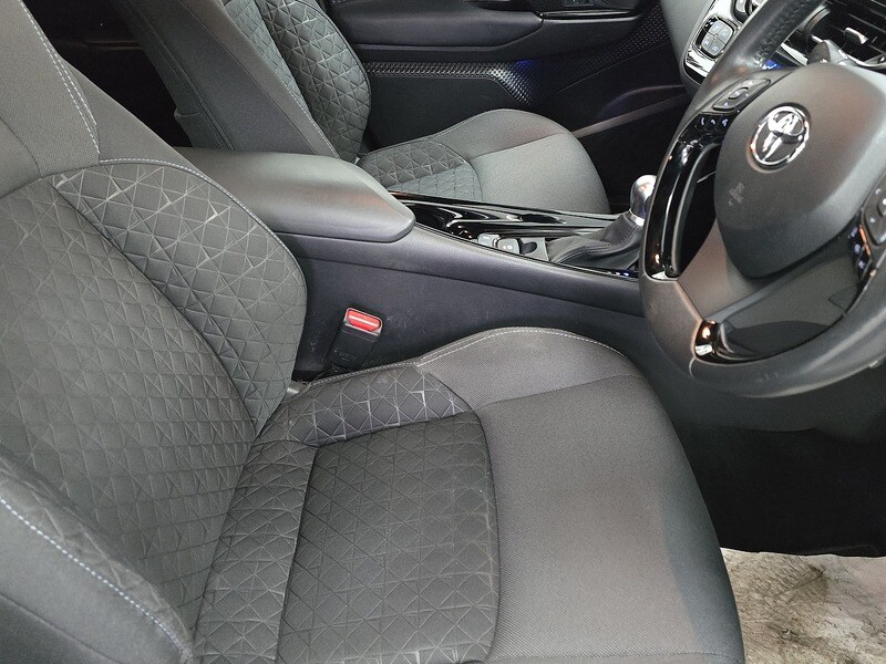 Used Toyota C-HR 2021 for sale - 76386793: Photo 8