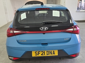 Used Hyundai i20 2021 for sale - 77494381: Photo