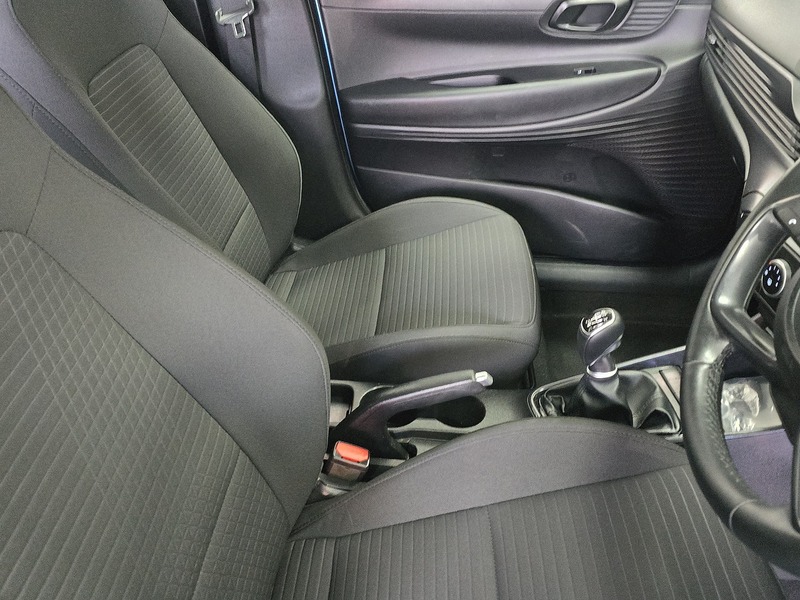 Used Hyundai i20 2021 for sale - 77494381: Photo 8