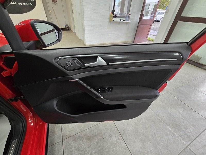 Used Volkswagen Golf 2016 for sale - 76288028: Photo 12