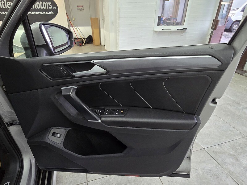 Used Volkswagen Tiguan for sale - 77351208: Photo 15