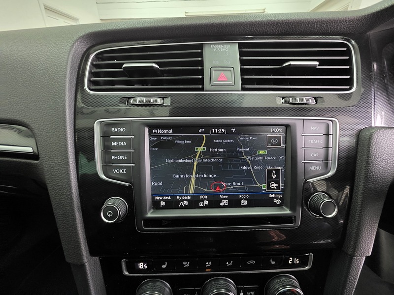 Used Volkswagen Golf 2016 for sale - 77998369: Photo 11