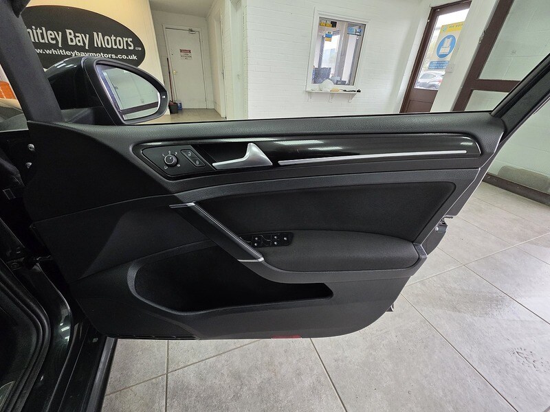 Used Volkswagen Golf 2016 for sale - 77998369: Photo 13