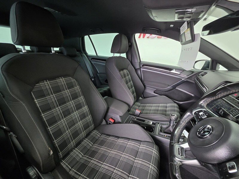 Used Volkswagen Golf 2016 for sale - 77998369: Photo 14