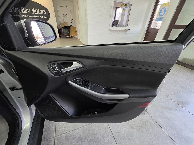 Used Ford Focus 2015 for sale - 77663391: Photo 13