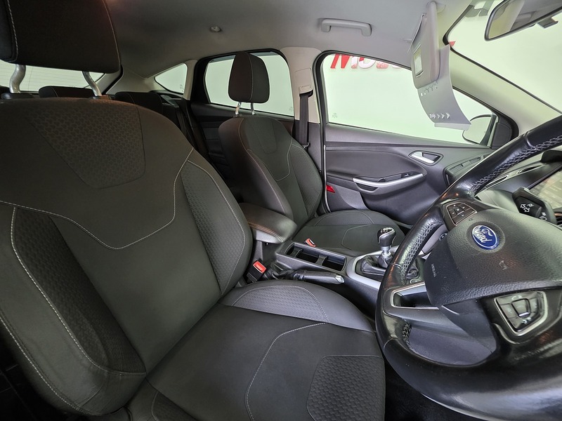 Used Ford Focus 2015 for sale - 77663391: Photo 14