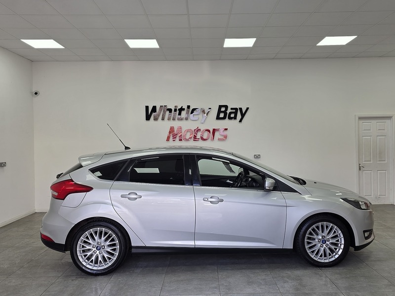 Used Ford Focus 2015 for sale - 77663391: Photo 2