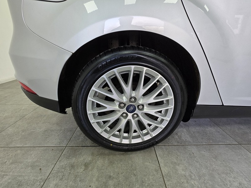 Used Ford Focus 2015 for sale - 77663391: Photo 21