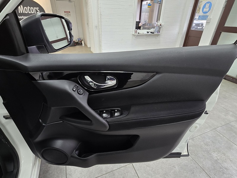 Used Nissan Qashqai for sale - 76470654: Photo 13