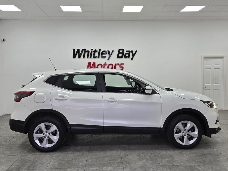 Used Nissan Qashqai for sale - 76470654: Photo 2