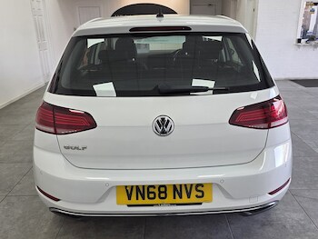 Used Volkswagen Golf 2018 for sale - 78016673: Photo