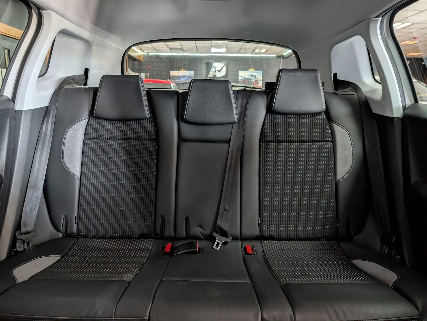 Used Peugeot 2008 2016 for sale - 75915721: Photo 11