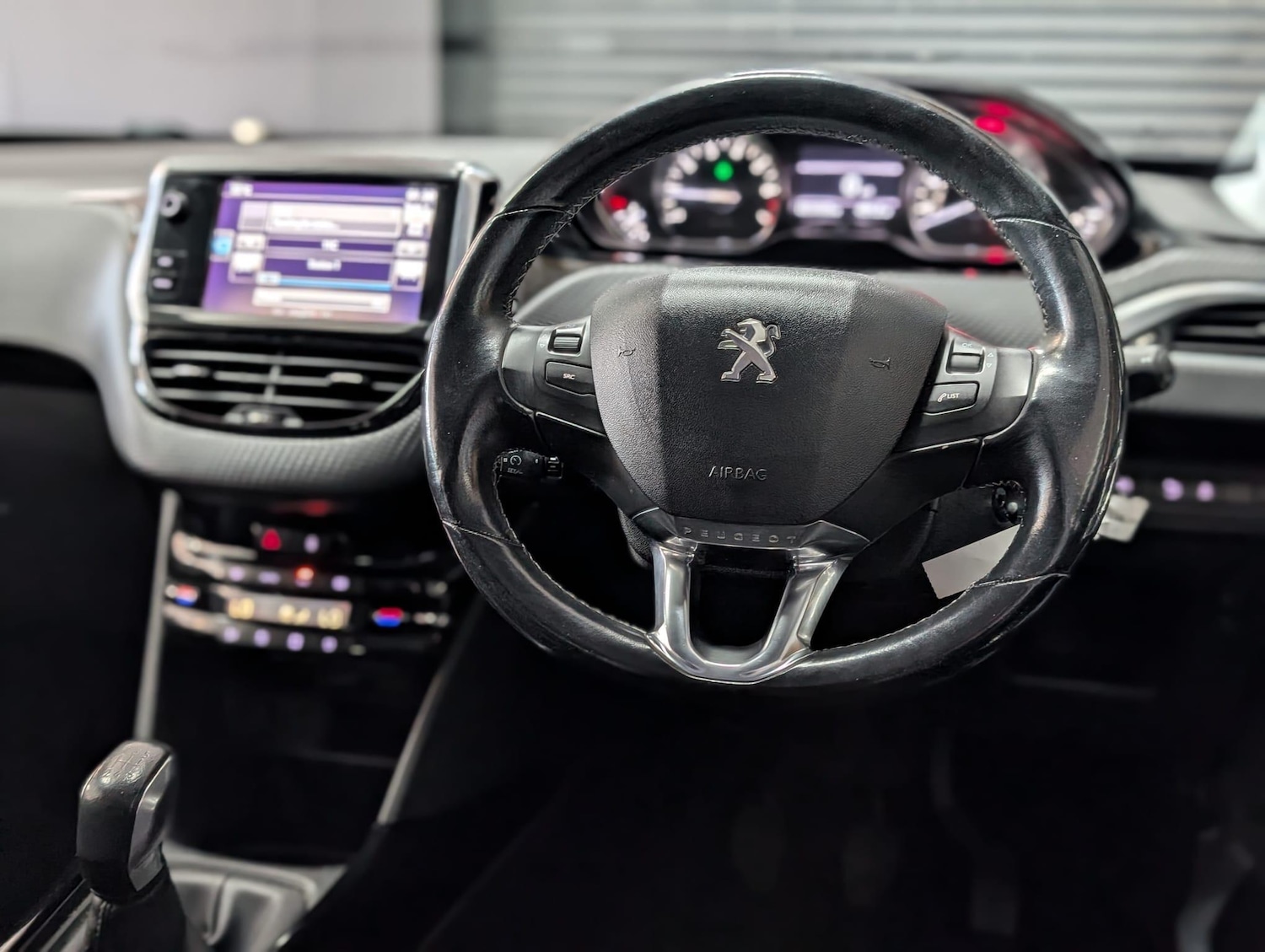 Used Peugeot 2008 2016 for sale - 75915721: Photo 19