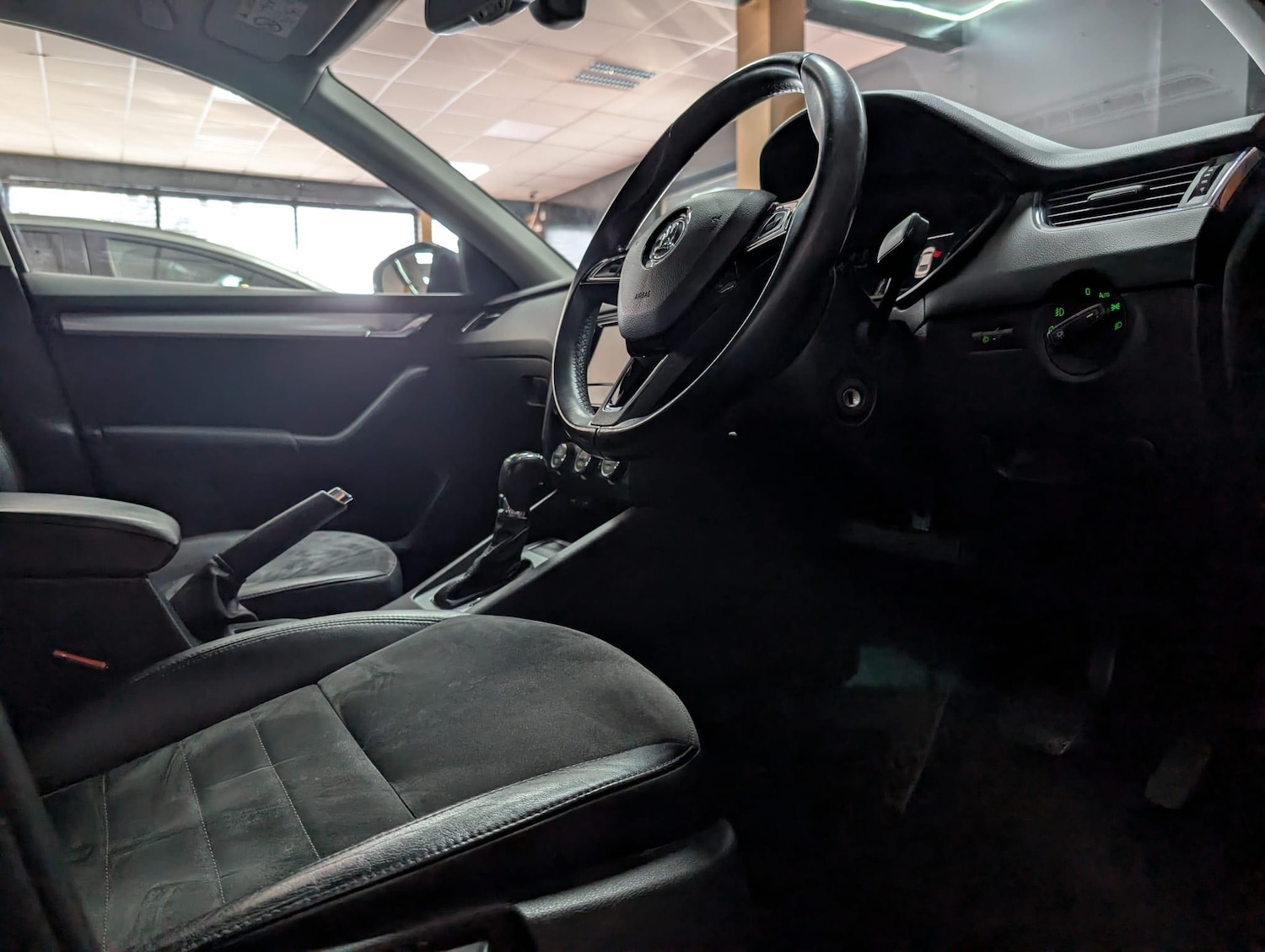 Used Skoda Octavia 2016 for sale - 76109381: Photo 11