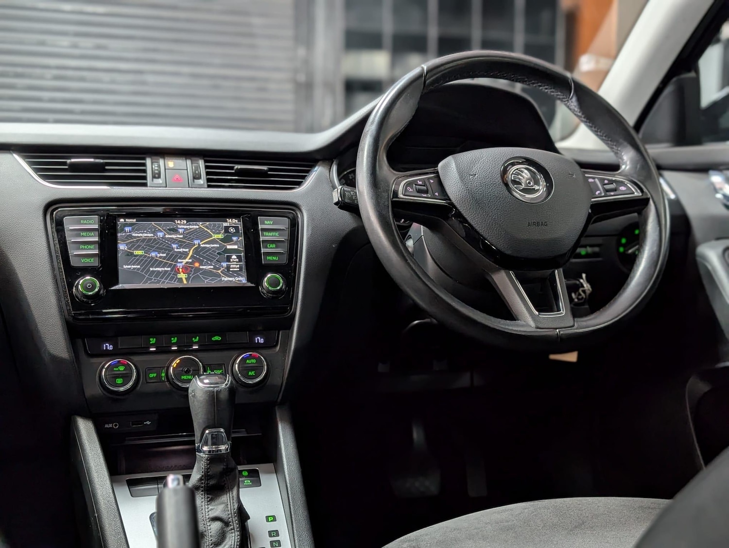 Used Skoda Octavia 2016 for sale - 76109381: Photo 6