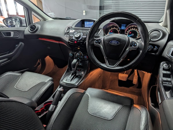 Used Ford Fiesta 2013 for sale - 76260279: Photo 30