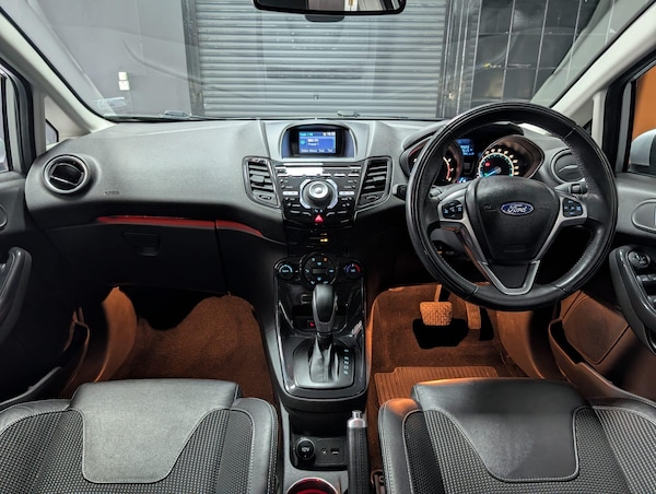 Used Ford Fiesta 2013 for sale - 76260279: Photo 35