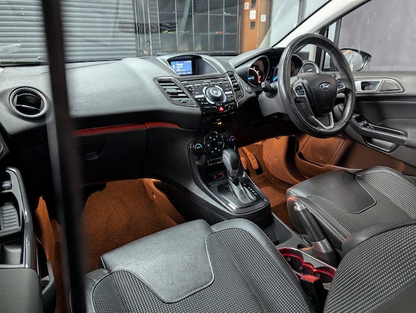 Used Ford Fiesta 2013 for sale - 76260279: Photo 37