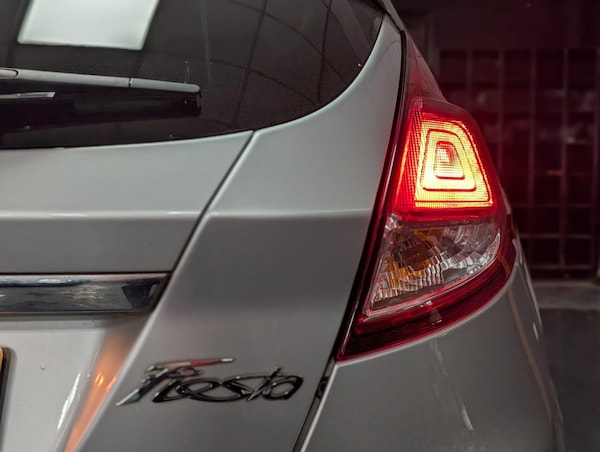 Used Ford Fiesta 2013 for sale - 76260279: Photo 9
