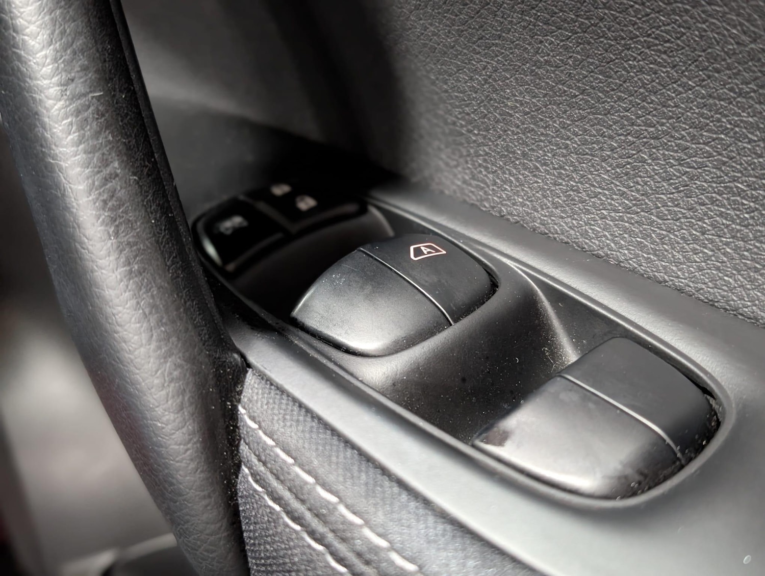 Used Nissan Qashqai 2016 for sale - 76620091: Photo 23