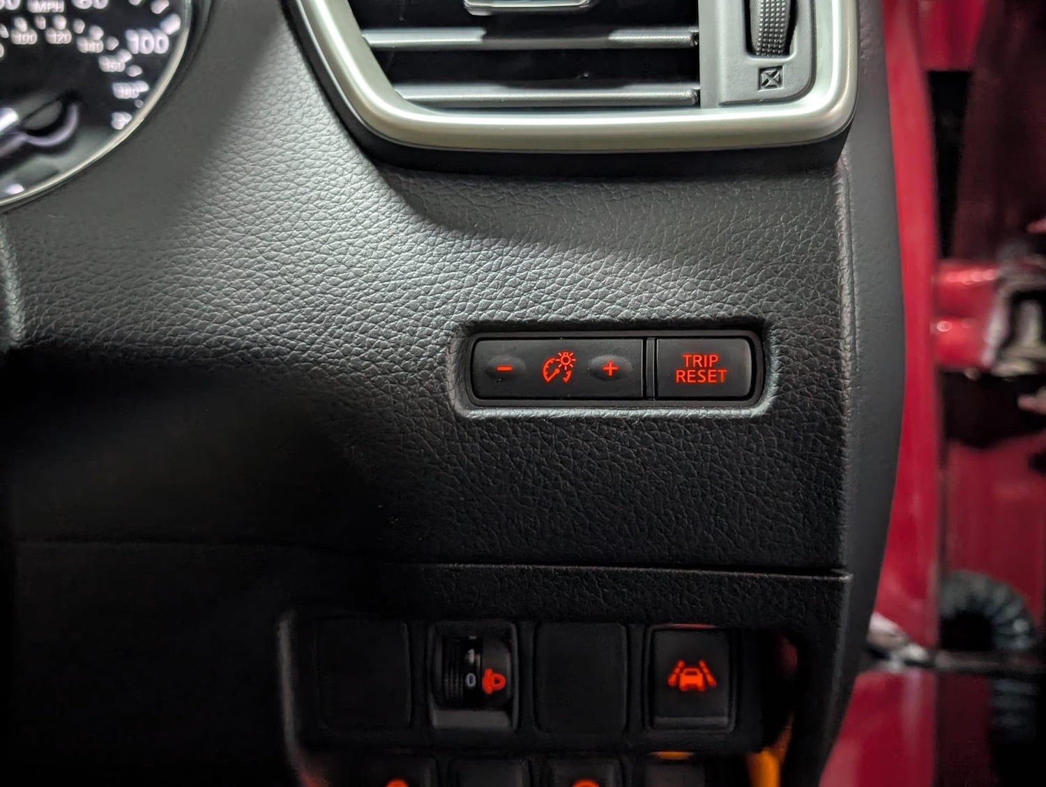 Used Nissan Qashqai 2016 for sale - 76620091: Photo 24