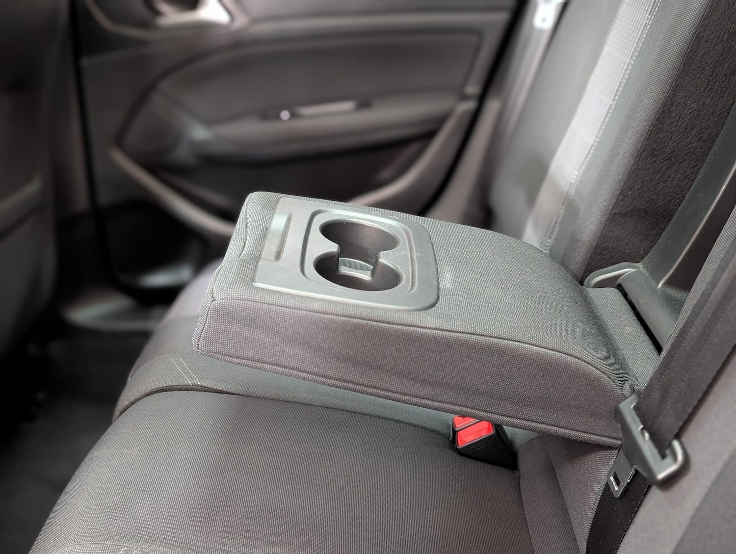 Used Peugeot 308 SW 2017 for sale - 76108605: Photo 26