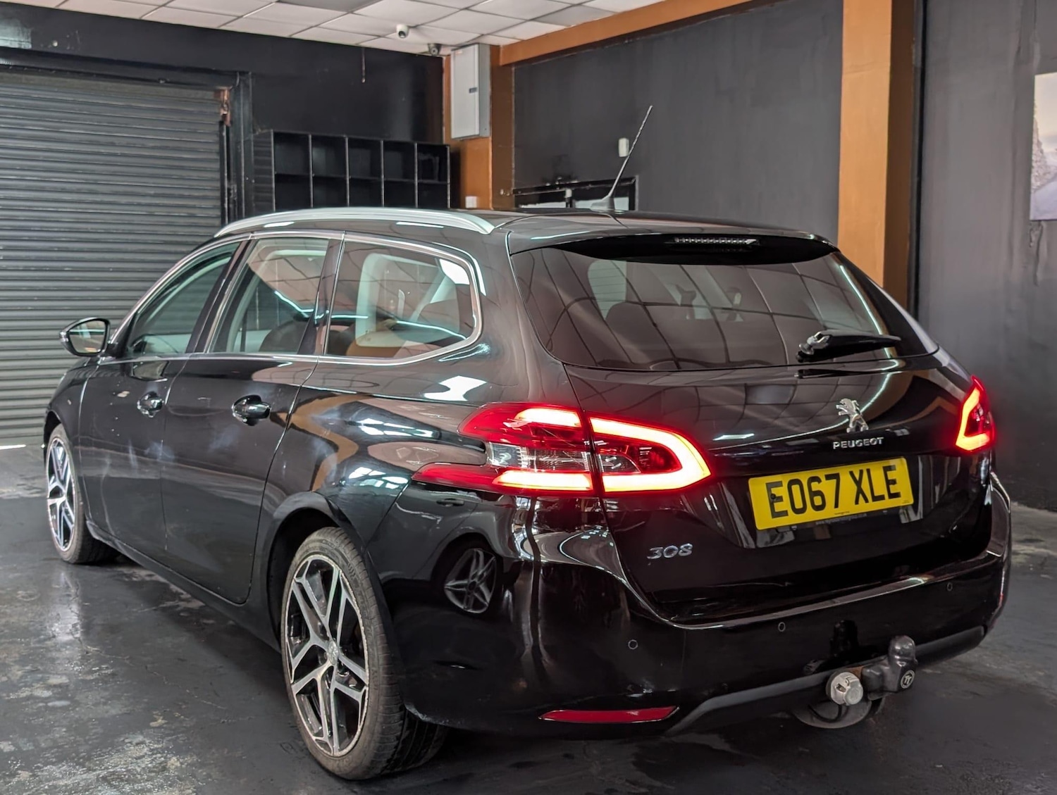 Used Peugeot 308 SW 2017 for sale - 76108605: Photo 3