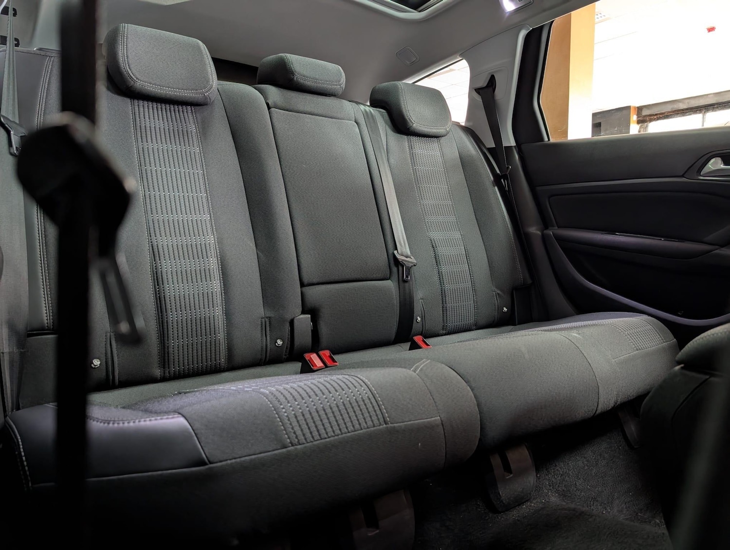 Used Peugeot 308 SW 2017 for sale - 76108605: Photo 9