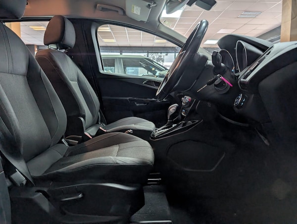 Used Ford B-MAX 2015 for sale - 76175619: Photo 10