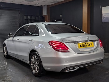 Used Mercedes-Benz C Class 2016 for sale - 77455043: Photo