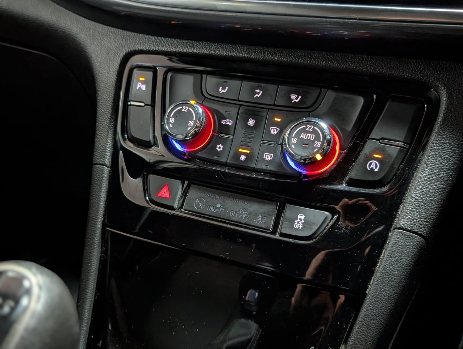 Used Vauxhall Mokka X 2017 for sale - 76898246: Photo 22