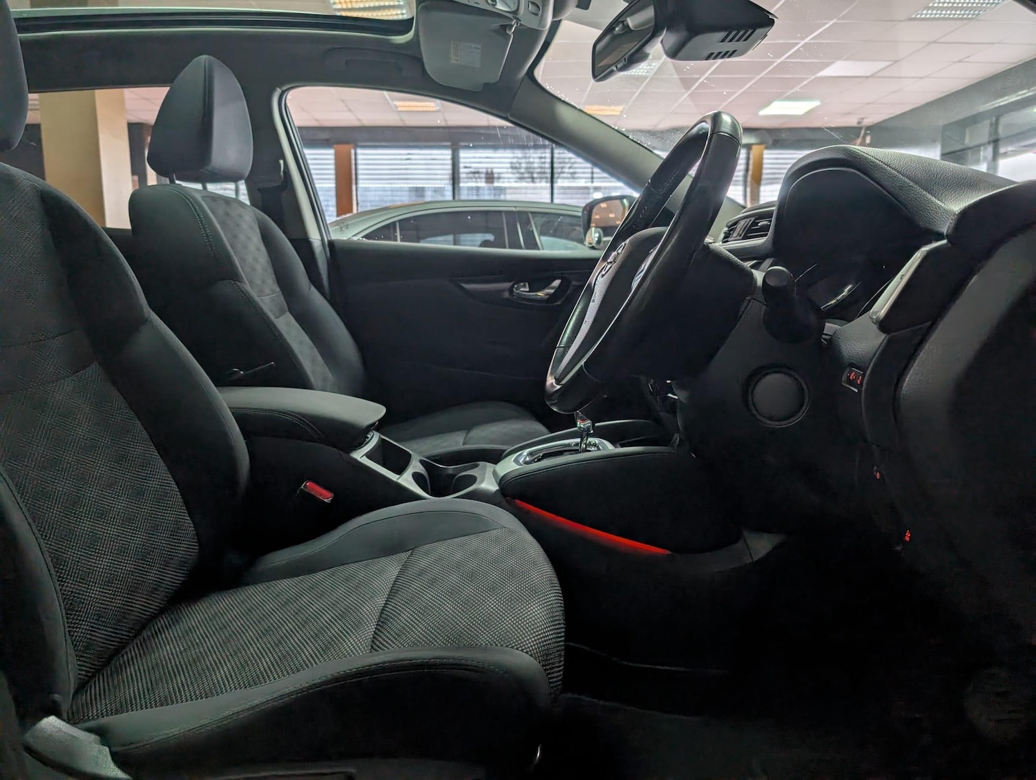 Used Nissan Qashqai for sale - 77625970: Photo 35