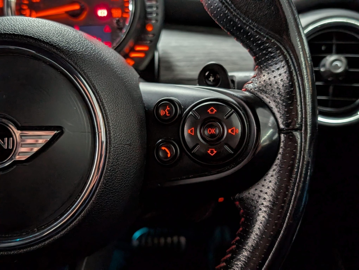 Used MINI Hatch 2015 for sale - 76283376: Photo 23