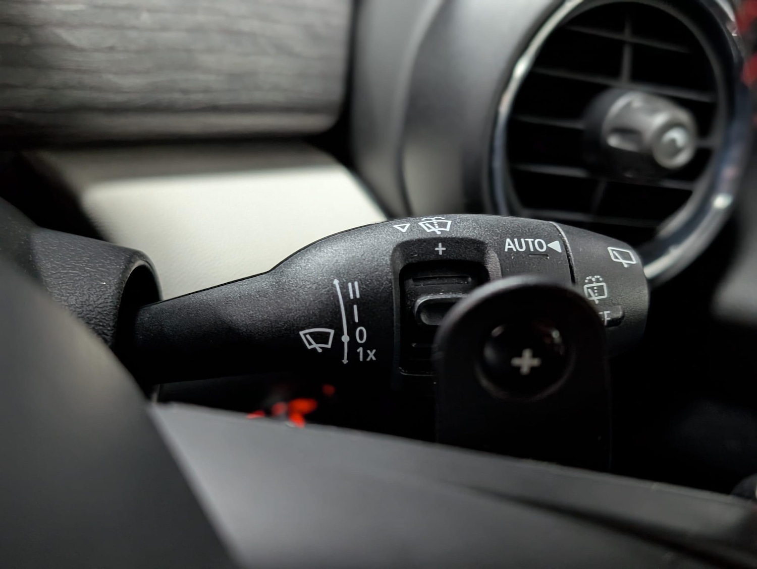 Used MINI Hatch 2015 for sale - 76283376: Photo 25